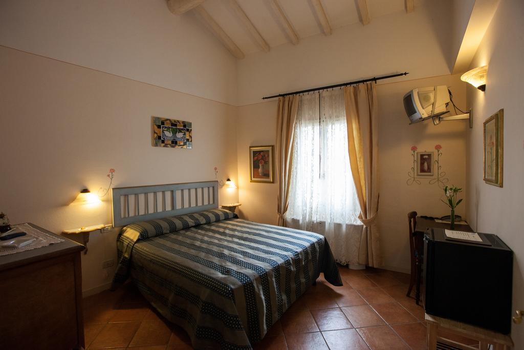 Hotel Locanda Degli Artisti Borgo San Lorenzo Pokoj fotografie